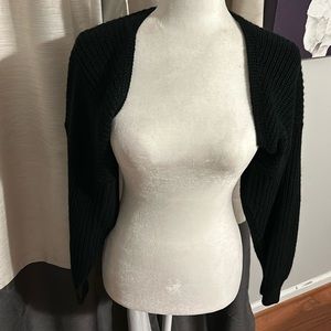 WINDSOR knit shrug. SIZE XS- Acrylic